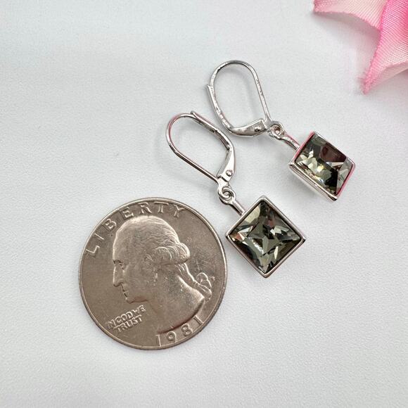 Touchstone Crystal By Swarovski Smokey Silver Tone Leverback Earrings Sparkly - Picture 13 of 14